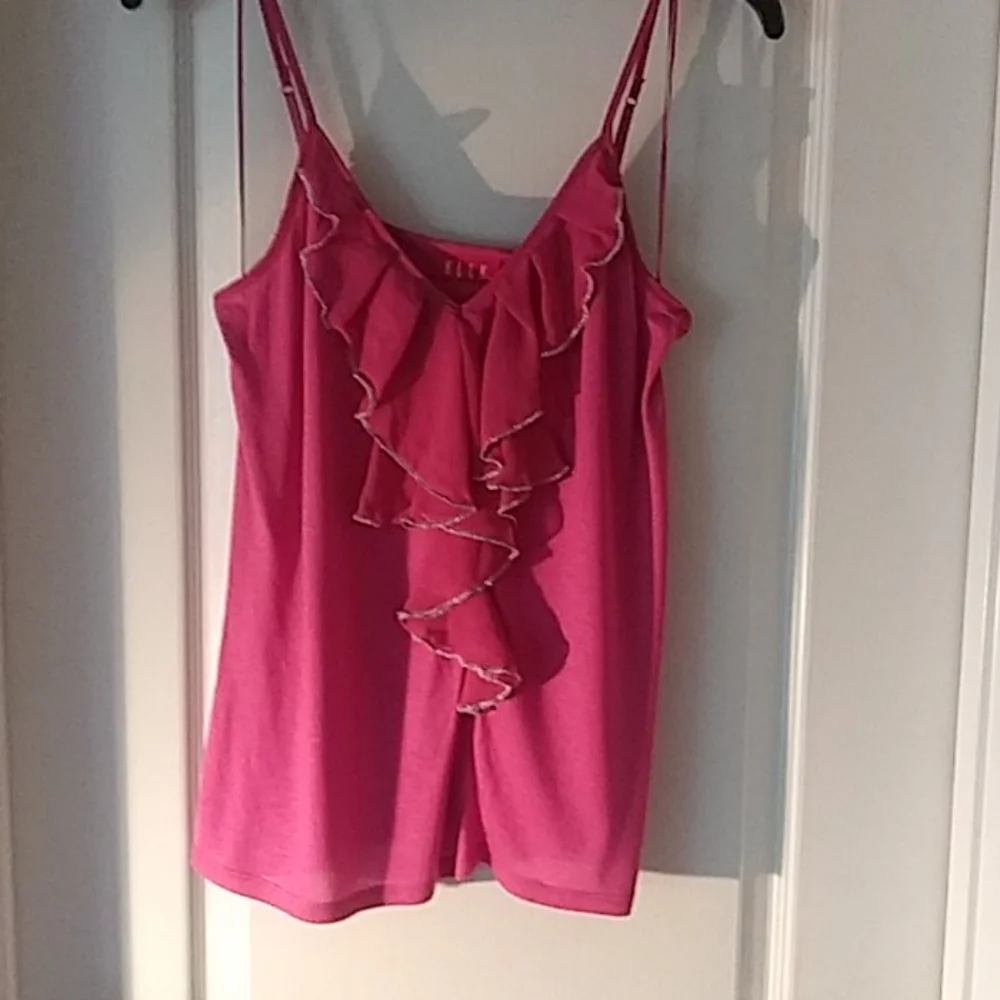 Final Price🔽🆕Elle Ruffle Cami - Picture 1 of 4